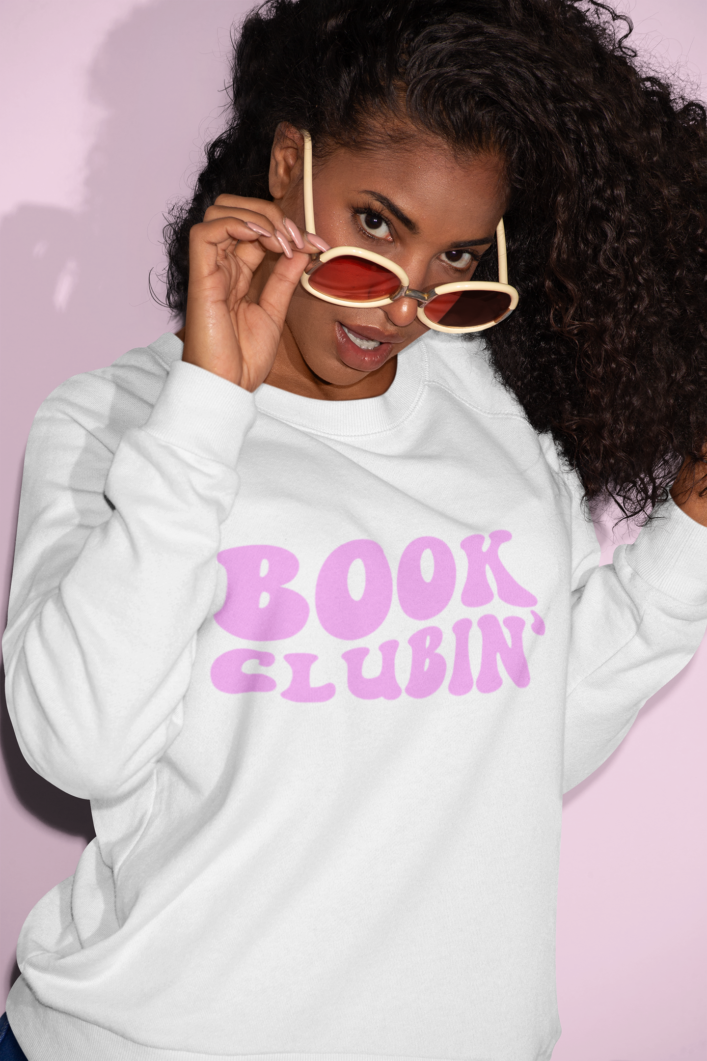 Sweatshirt: Book Clubin