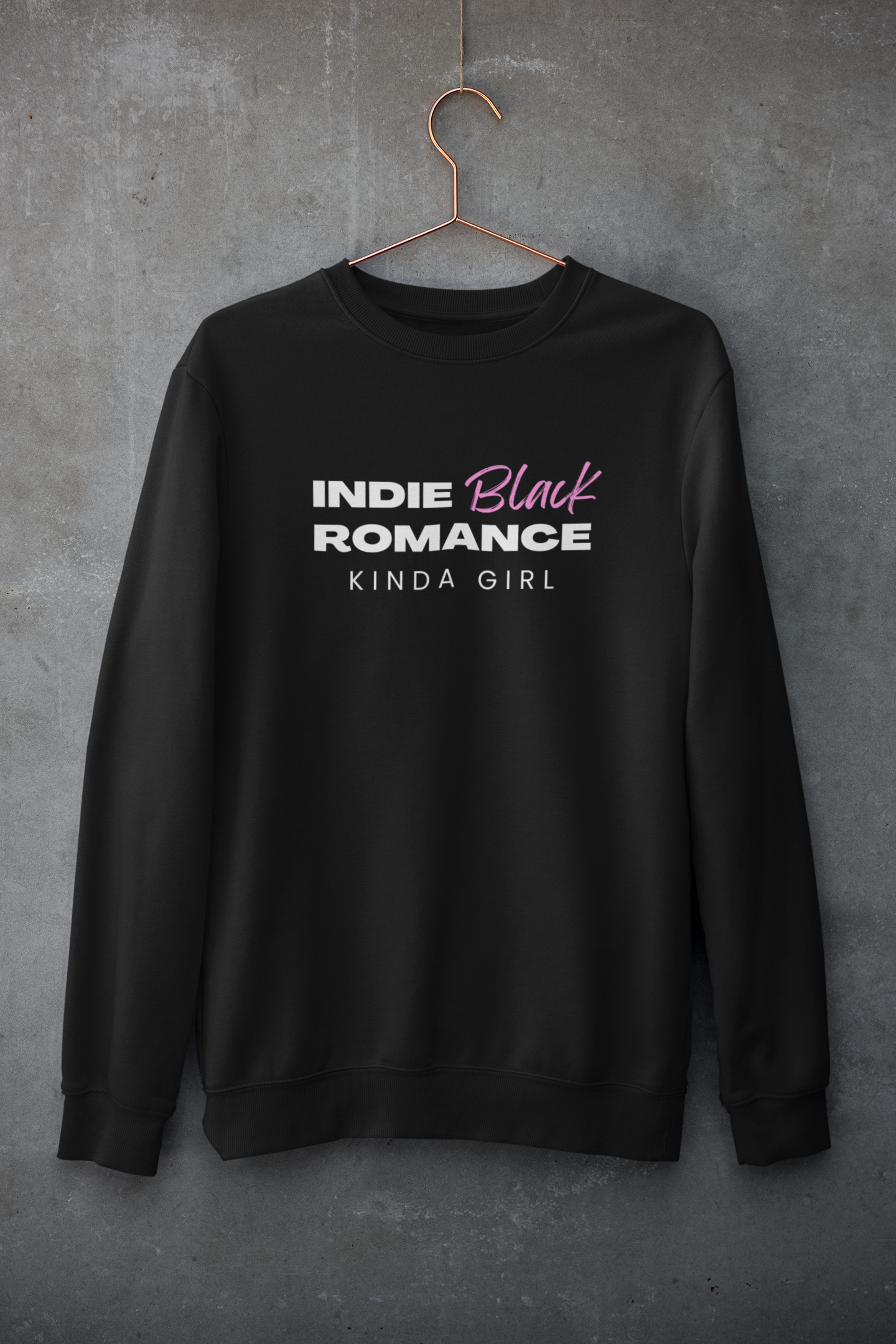 Indie Black Romance Kinda Girl – T-Shirt